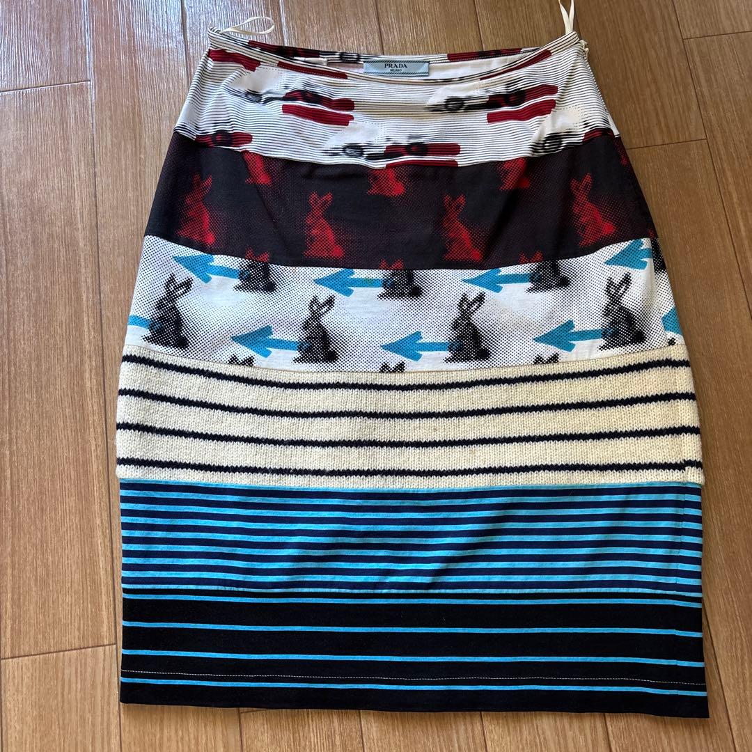 【正規店にて購入】PRADAコレクションラインタイトスカート ひざ丈 40サイズ