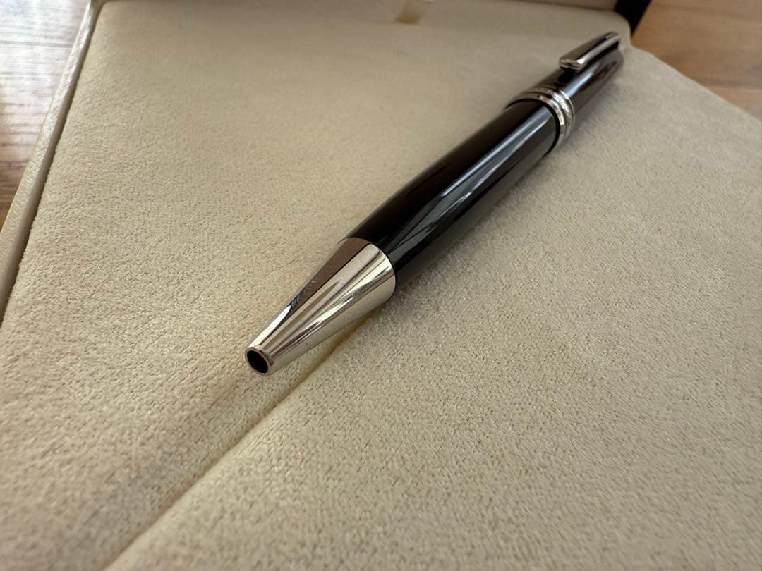 Mont Blancモンブラン ユニセフコレクション