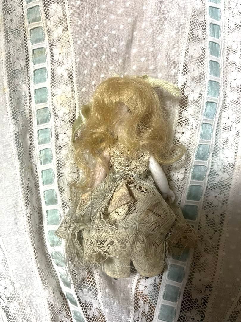 期間限定お値下げ　フレンチミニョネット　アンティーク　ドール　ビスクドール