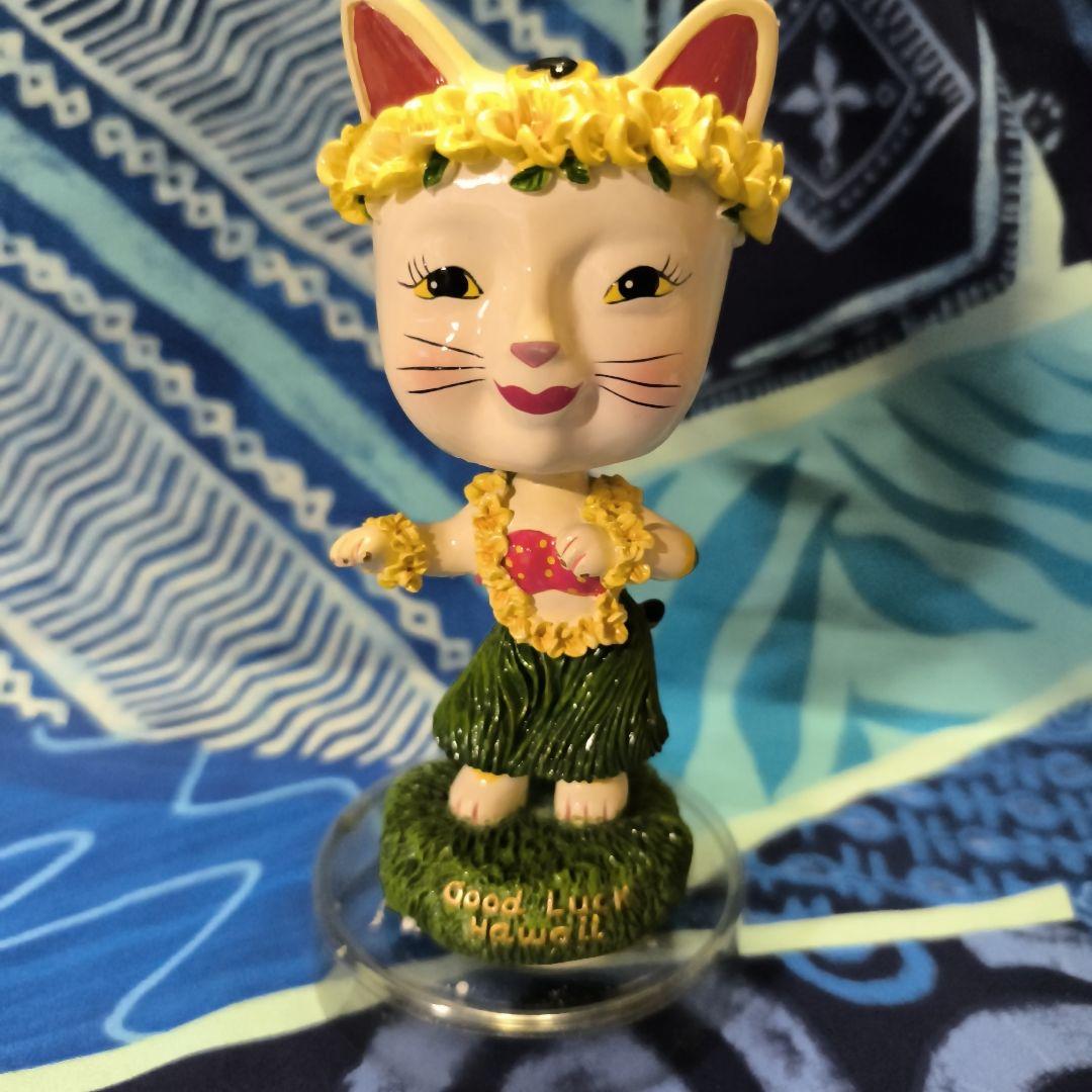 ハワイアン猫型フィギュア女の子 Good LuckHawaii