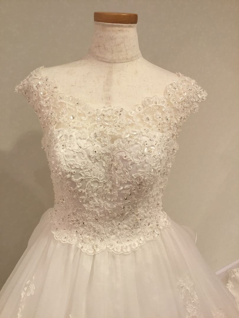 つ*き様 YNS WEDDINGウェディングドレス Aライン ホワイト