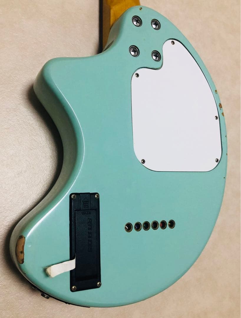 最終値下！【美品】ZO-3 ライトブルー アンプ内蔵ミニギター ヘッドフォン端子