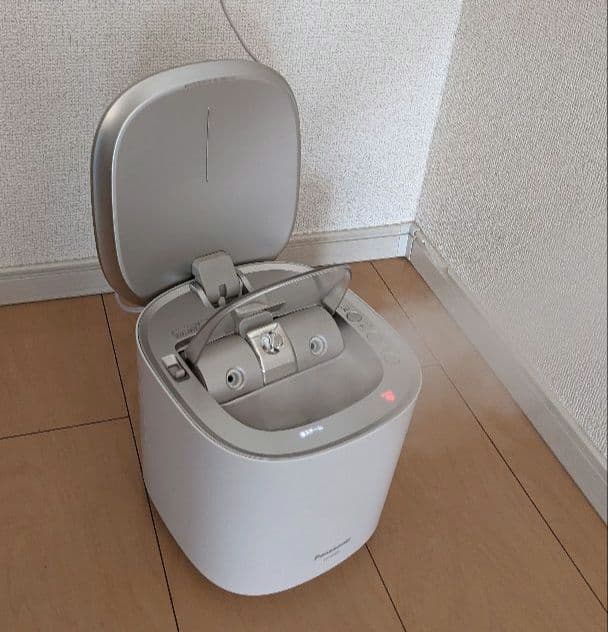【フェイススチーマー】Panasonic スチーマーナノケア