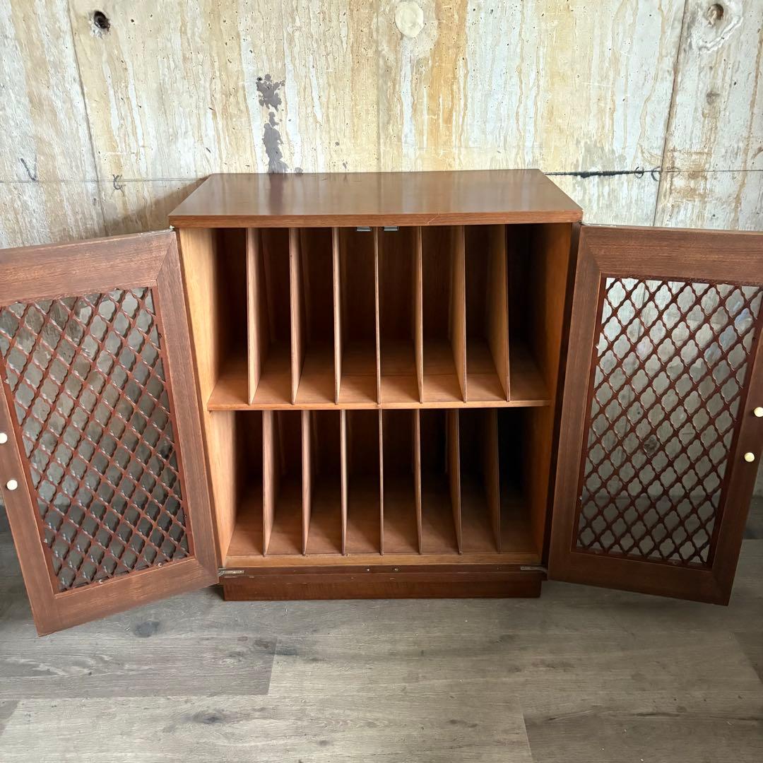 ヴィンテージ　レコードキャビネット　クラシック　約240枚収納可能