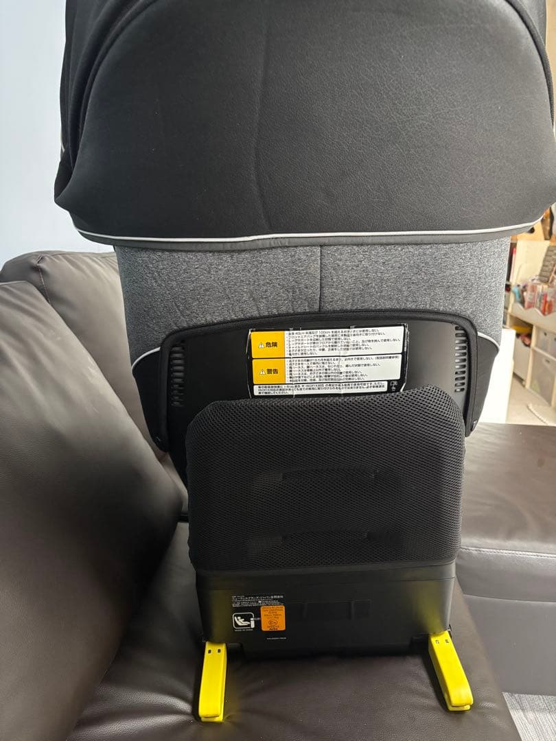 アップリカ クルリラ プラス360°セーフティー　黒　グレー