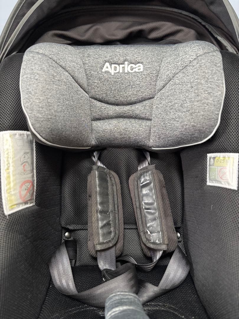 アップリカ クルリラ プラス360°セーフティー　黒　グレー