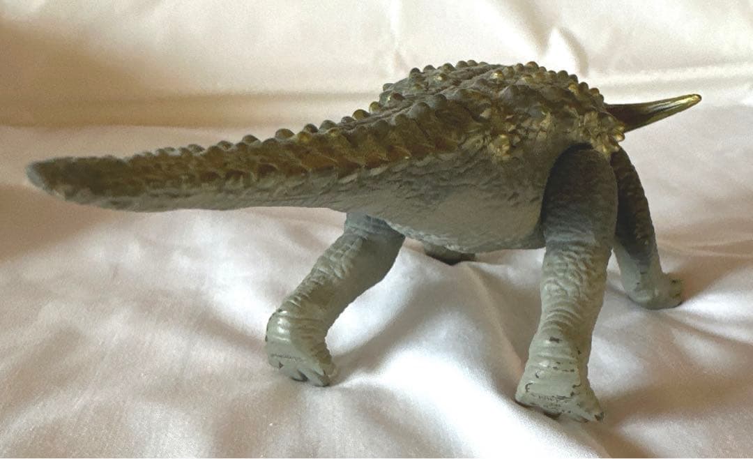 ビバリー 61-276 恐竜たちの地球　954P+フィギュア