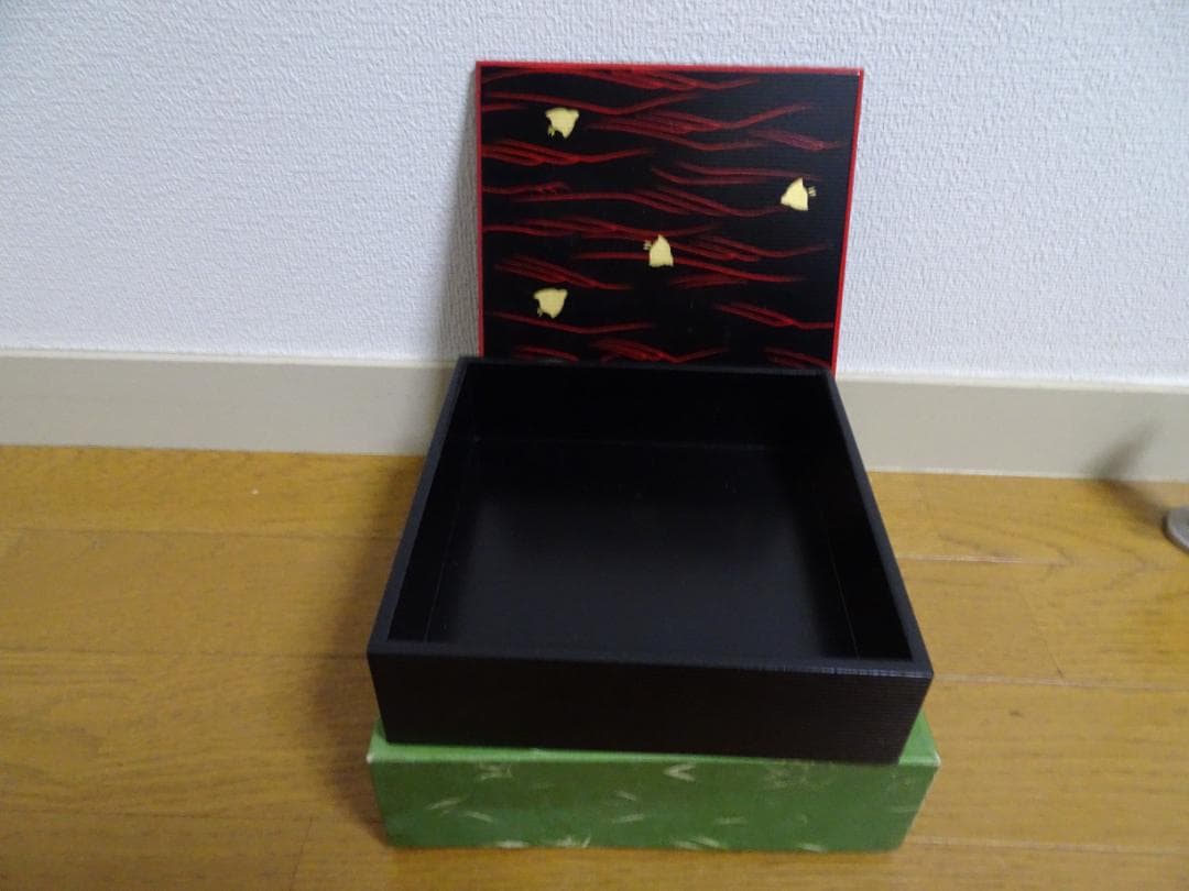 まとめ売り　５種類　民芸工芸品(桜皮細工＆漆製品)　未使用　箱入 de-5