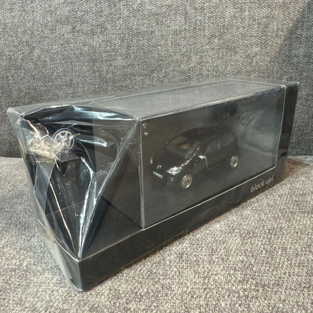Volkswagen black up! ミニカー 1:43