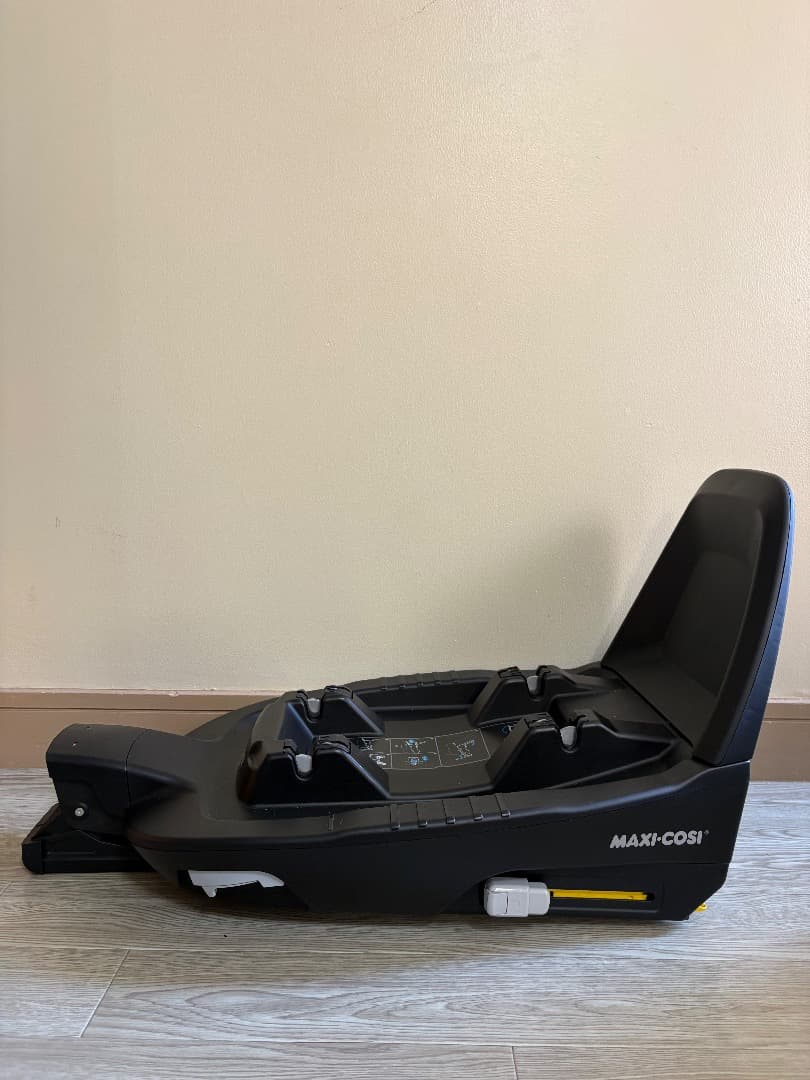 マキシコシ　maxi cosi Family Fix 2 ファミリーフィックス2