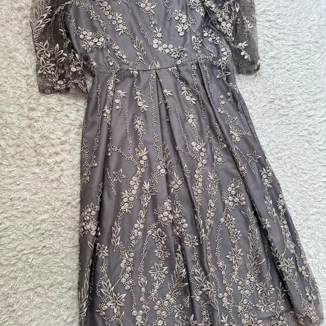 美品 niana 刺繍レース バックリボン パーティードレス 二次会 LL