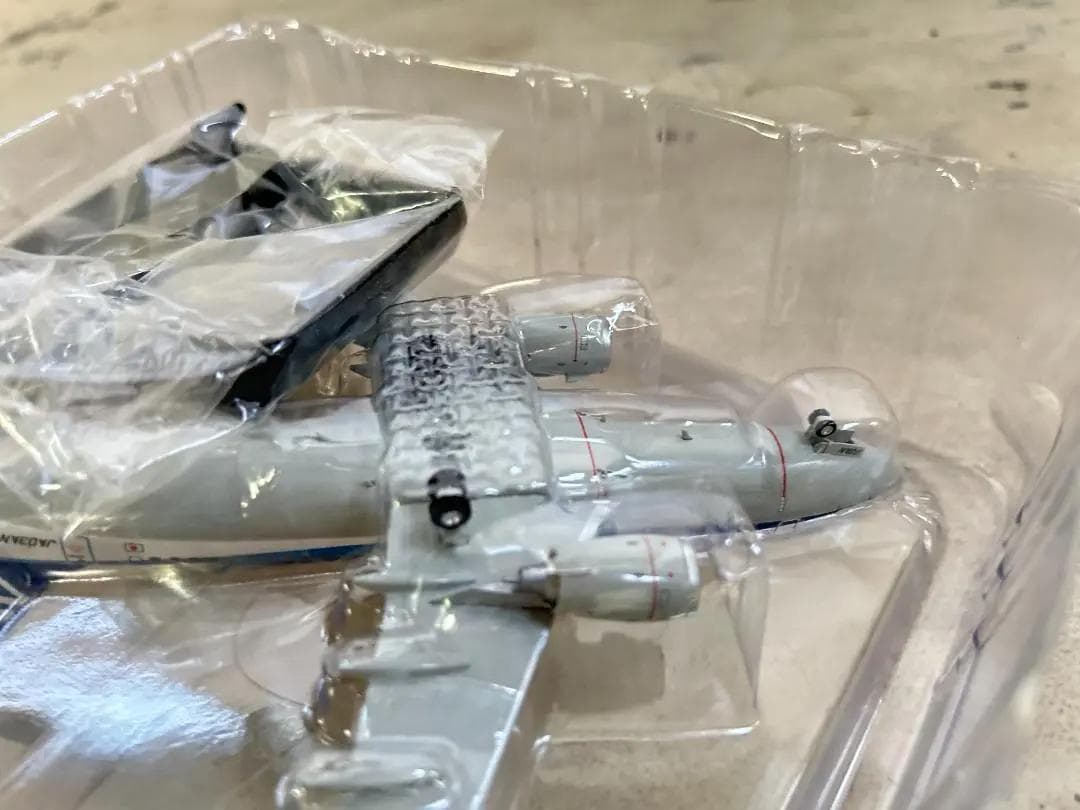 ANA　B737-700　1/200　JA03AN　NH20020　全日空商事