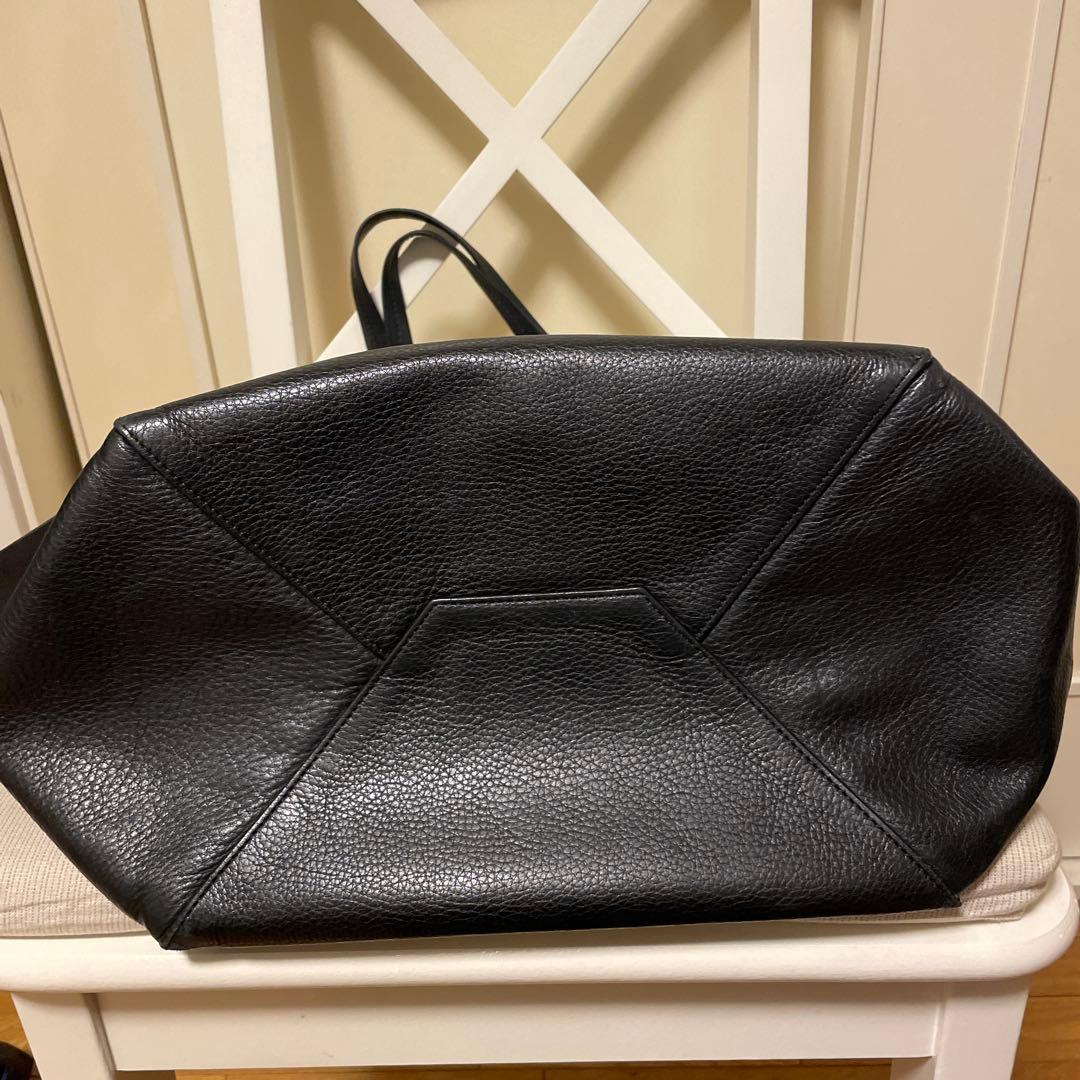 セリーヌ　ファントムバック　ブラック