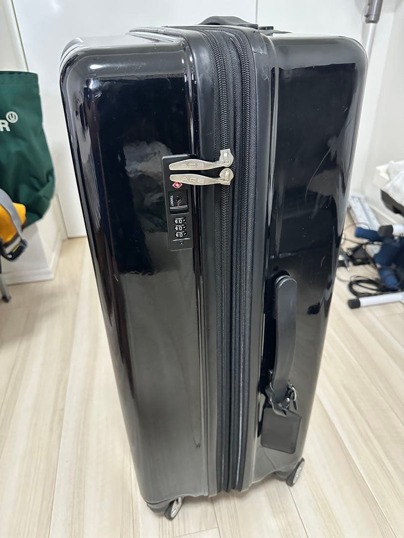 【美品】ACE キャリーケース ブラック 4輪