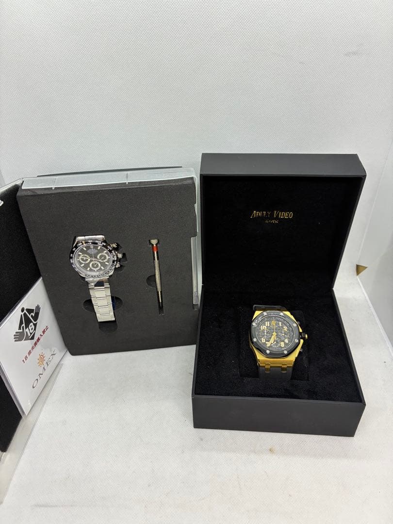 【動作確認未確認】未使用品『OMEX』『ADULT VIDEO』腕時計2本セット