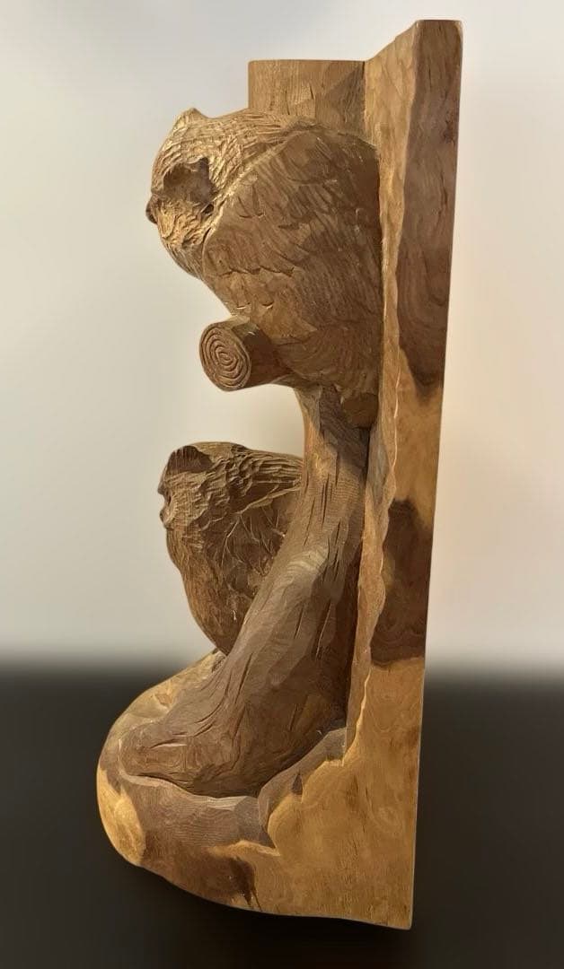 フクロウ 手彫り 在銘 上西捷敏 木彫り 工芸品 彫刻 コレクション　送料無料