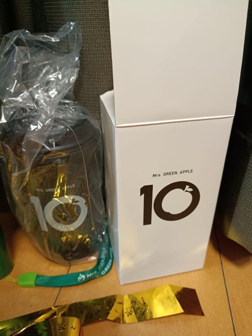 ミセス☆MGAOfficialLightStick☆金テープ２ｍタンブラーセット