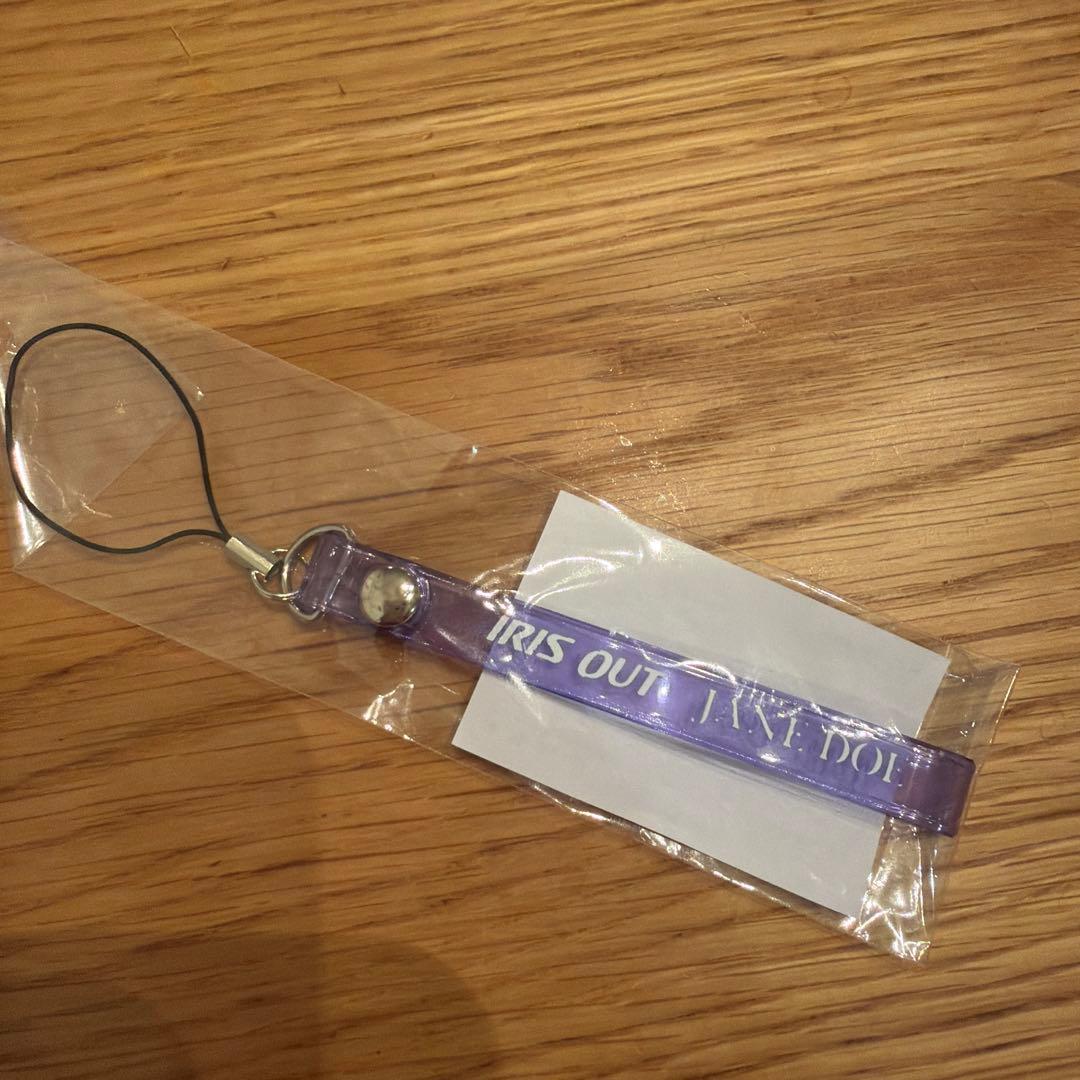 IRISOUT/JANEDOE ストラップ