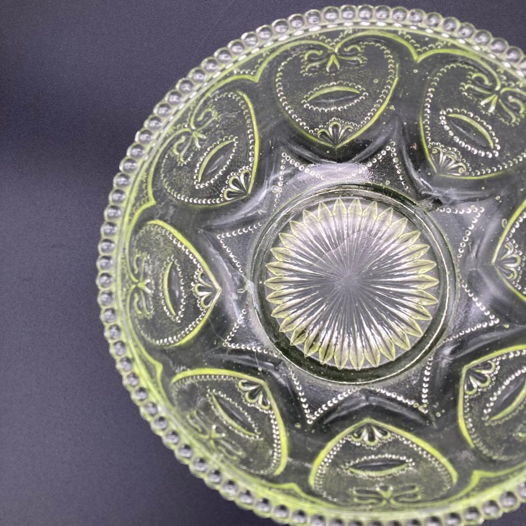 ウランガラス　鉢