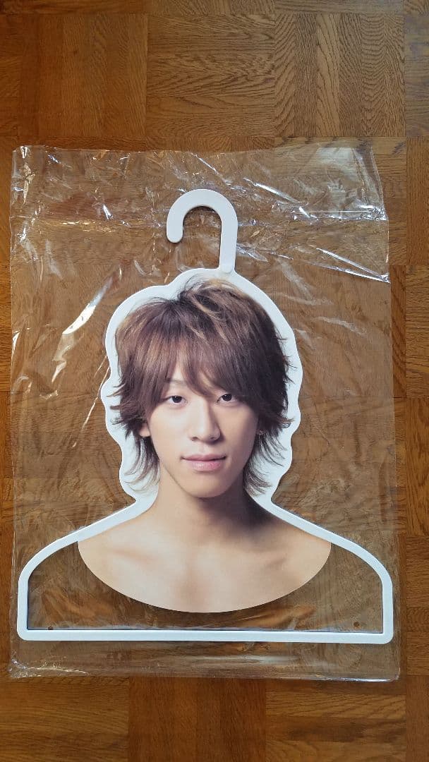 【お値下げ】NEWS　ハンガー　RUSS-Kコラボ　非売品　6人セット