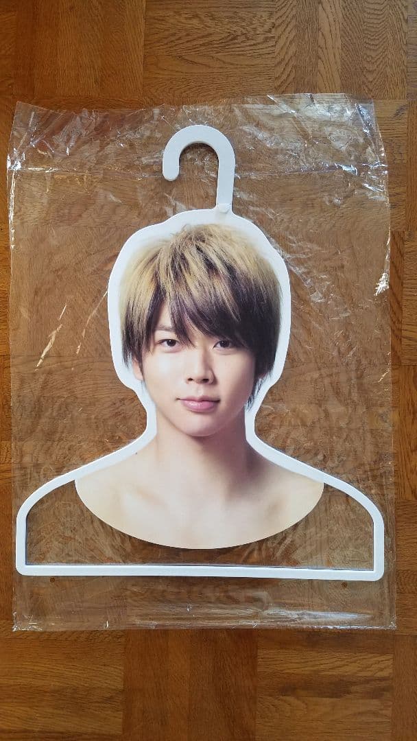 【お値下げ】NEWS　ハンガー　RUSS-Kコラボ　非売品　6人セット