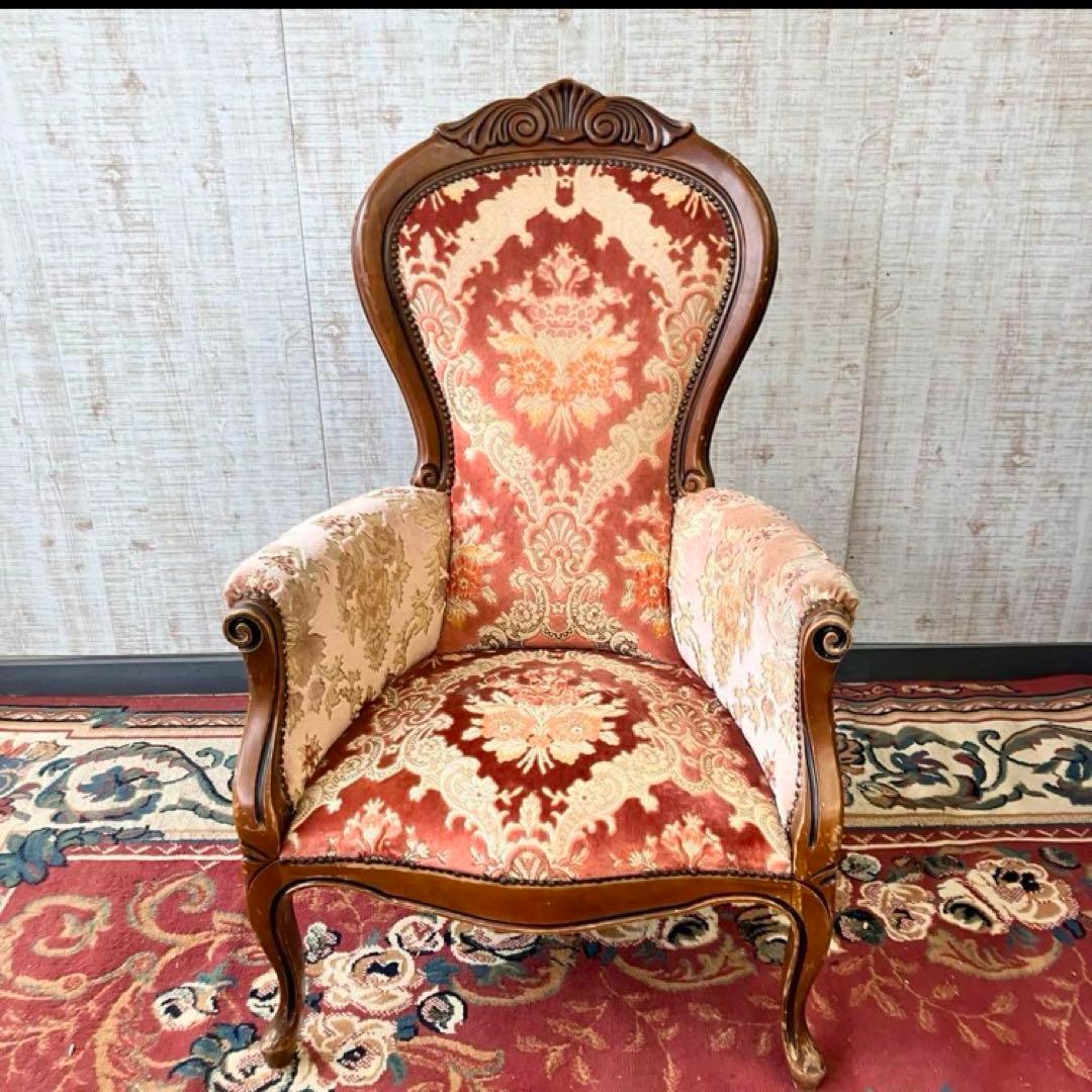 アンティーク ロココ様式 木製 花柄アームチェア 一人掛けソファー リベット打ち