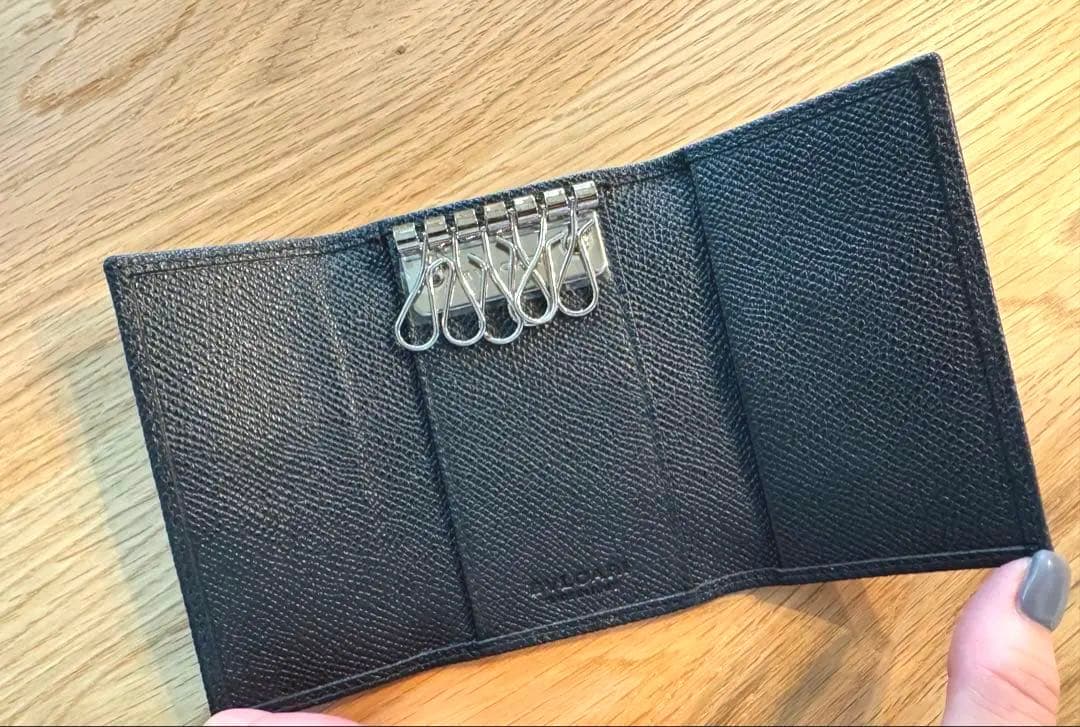 BVLGARI ブラック レザー キーケース