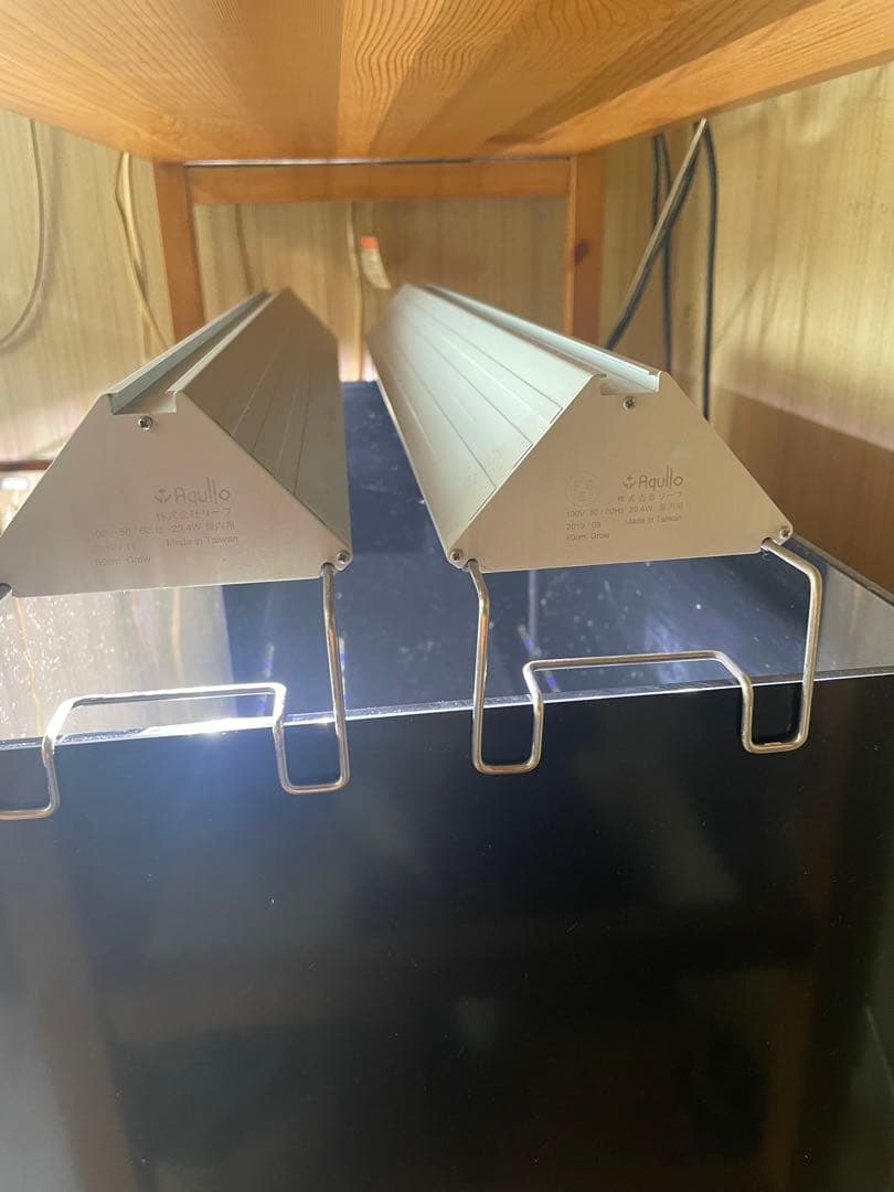 アクロ　トライアングル　グロウ　LEDライト 60cm 用 2本セット