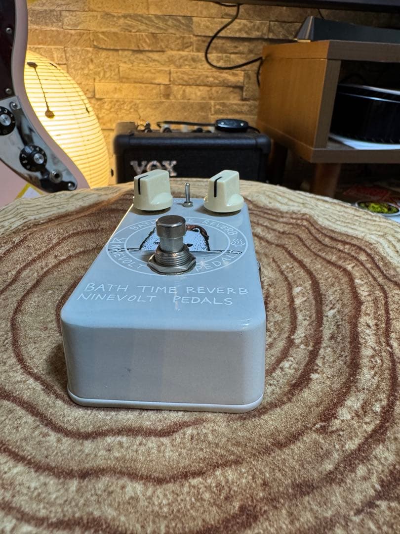 ギター Bath Time Reverb Ninevolt Pedals