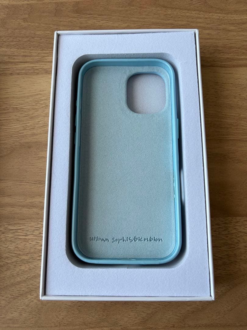 新品・未使用✨ urban sophisticate iPhone17用ケース