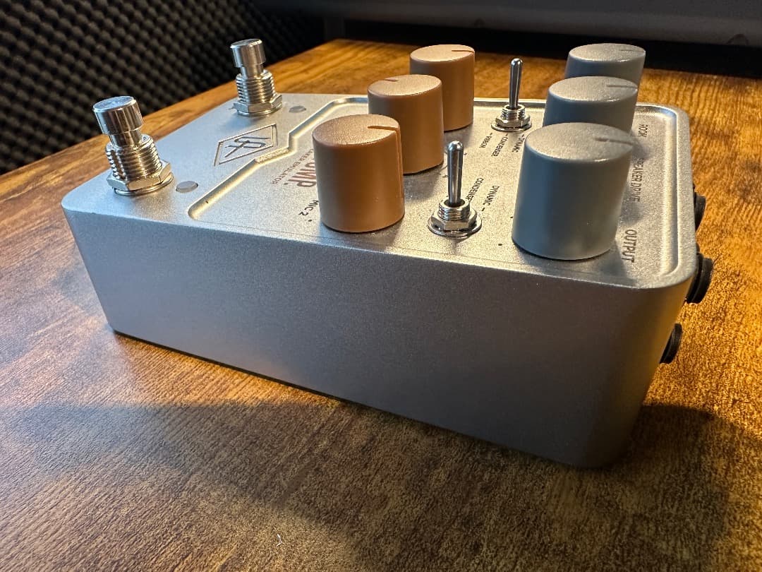 ギター UAFX OX Stomp. Dynamic Speaker Emulator