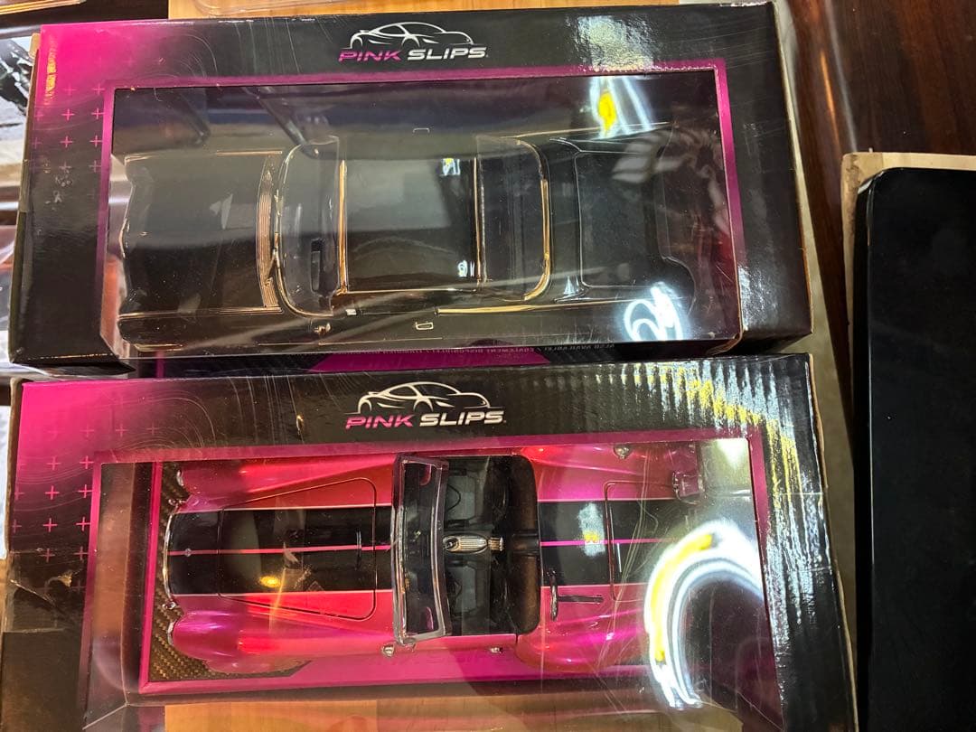 Jada PINK SLIPS 1/24キャデラック&コブラ　セット