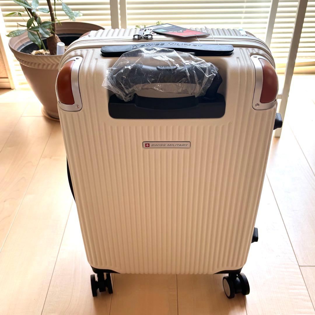 【新品】スイスミリタリー 38.5L スーツケース ホワイト 機内持ち込みサイズ