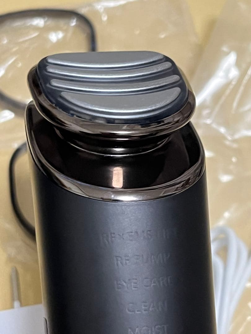 リフトケア美顔器 バイタリフトRF EH-SR86-T