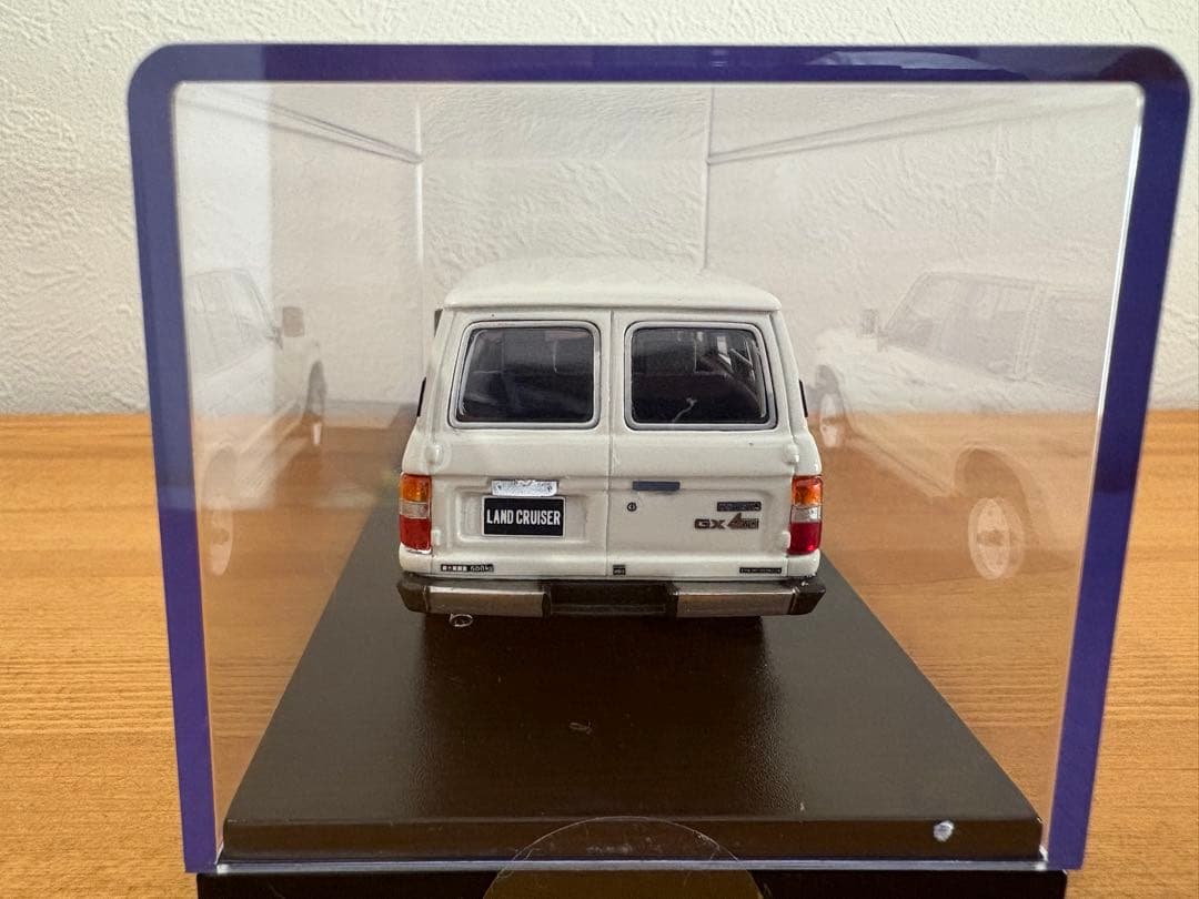 ハイストーリー　ランドクルーザー60 ホワイト