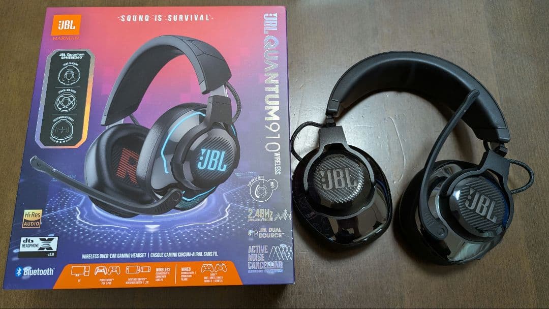 JBL Quantum 910 ワイヤレスゲーミングヘッドセット