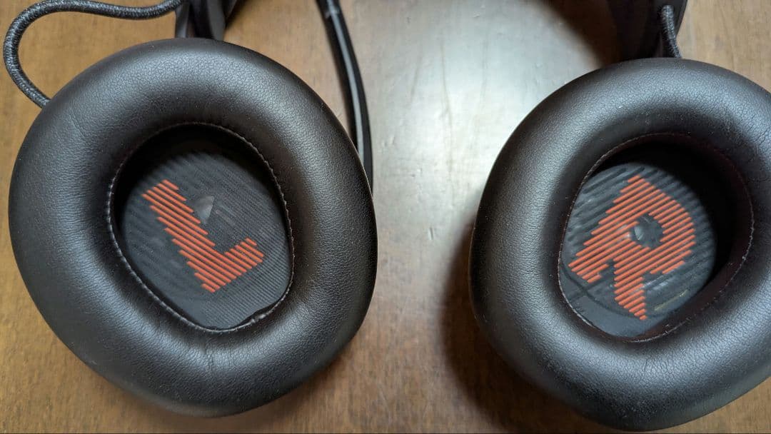 JBL Quantum 910 ワイヤレスゲーミングヘッドセット