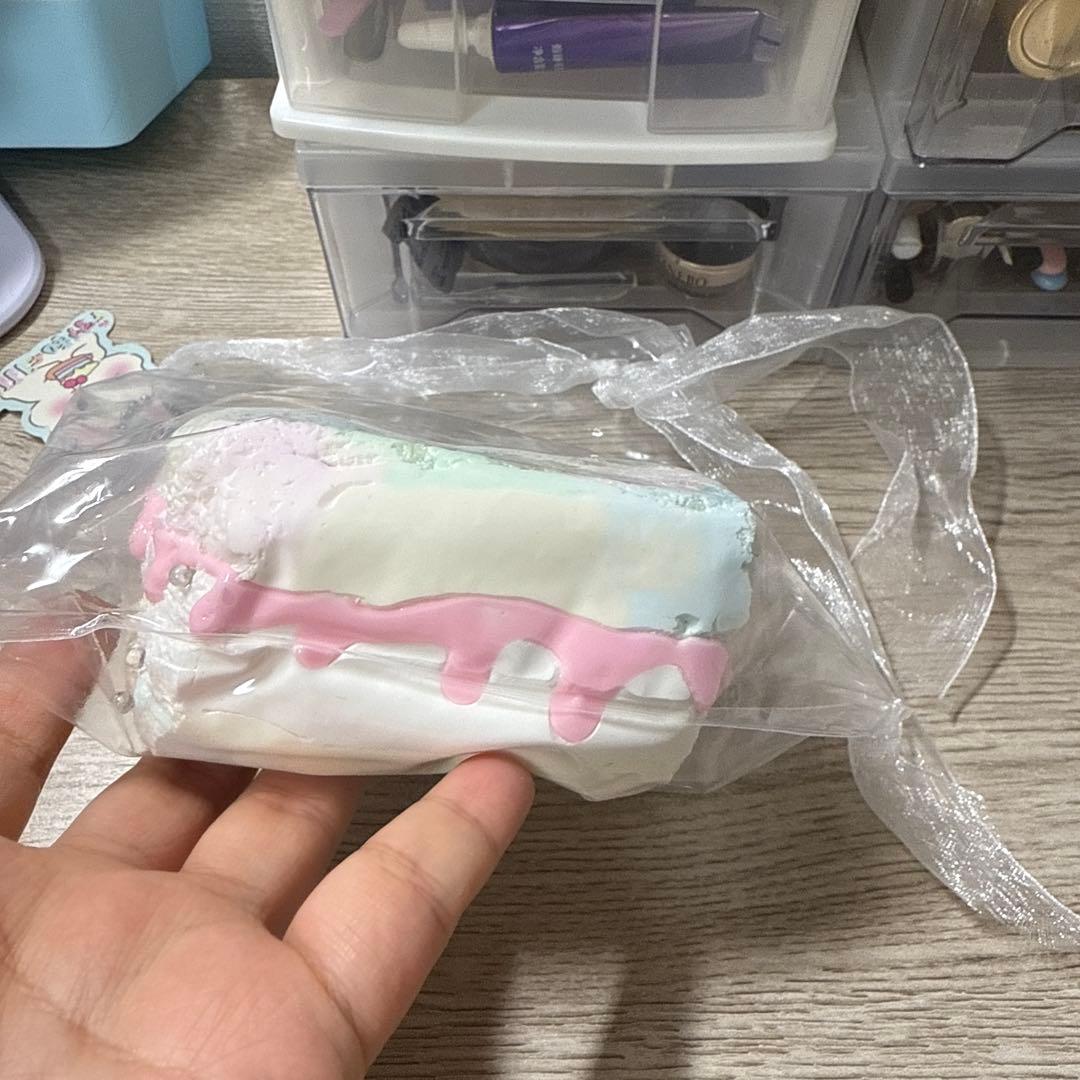 ファンタジー　3層ミニトースト　スクイーズ