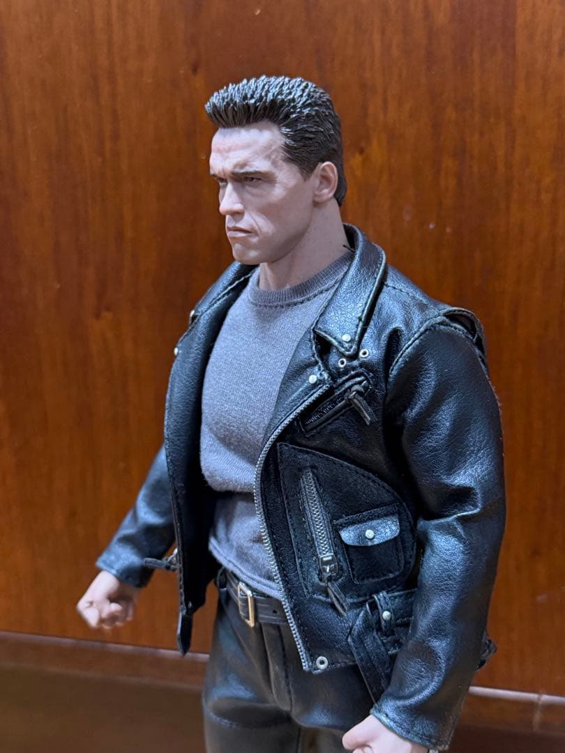 ターミネーター２T-800 フィギュア ホットトイズ製