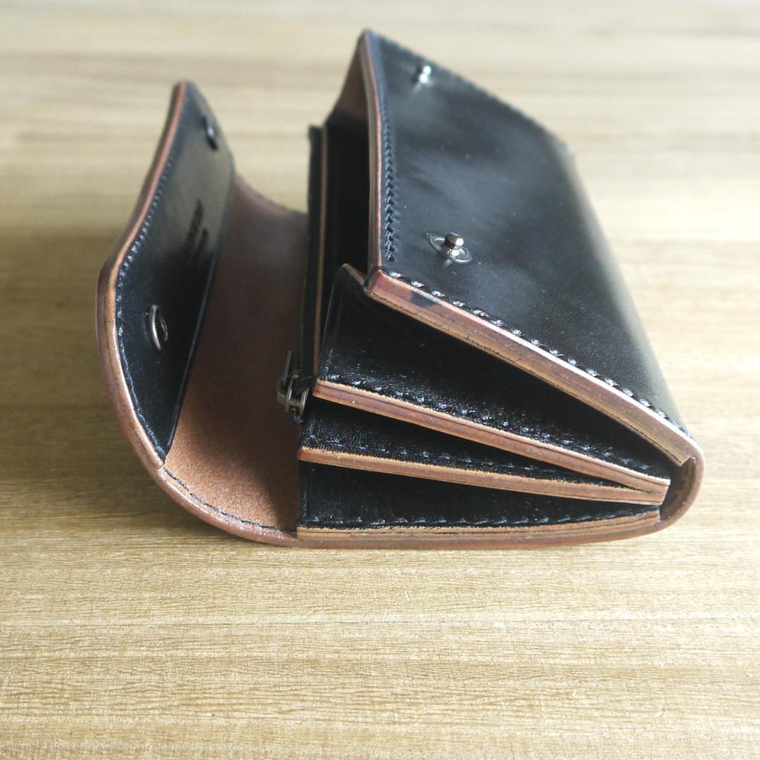 ヌメ革　栃木レザー　サドルレザー　赤タグ付き　ロングウォレット　三つ折り　黒