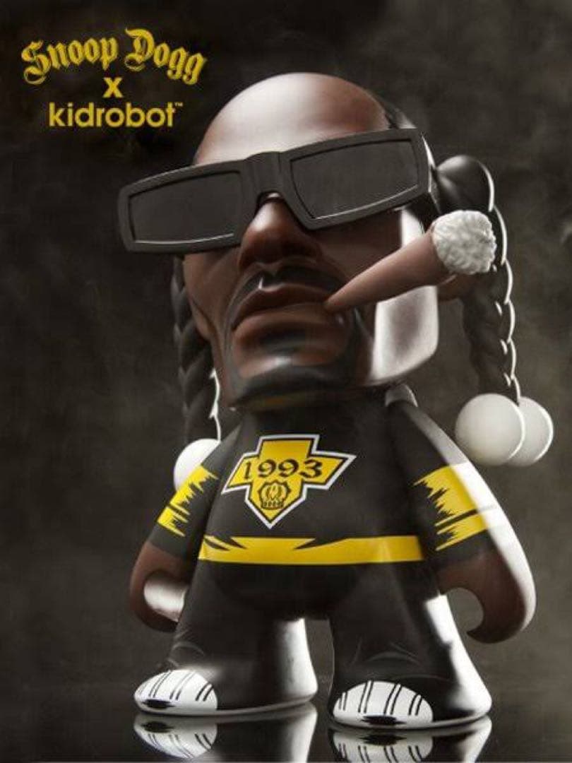 スヌープドッグ　フィギュア　SNOOP DOGG × KIDROBOT