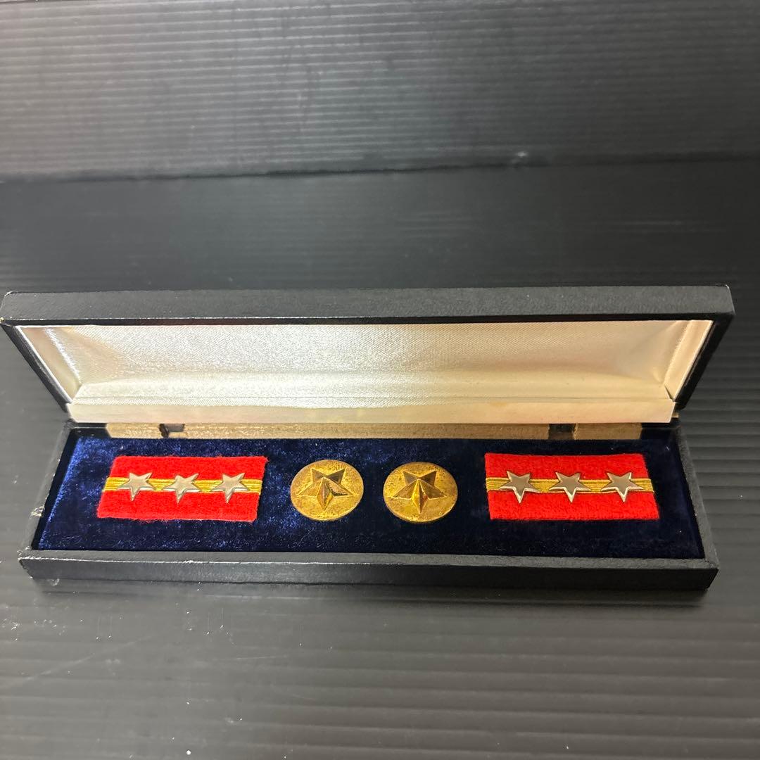 旧日本陸軍　石頭予備士官学校　￼第13期士官候補生　記章　￼一式箱付き