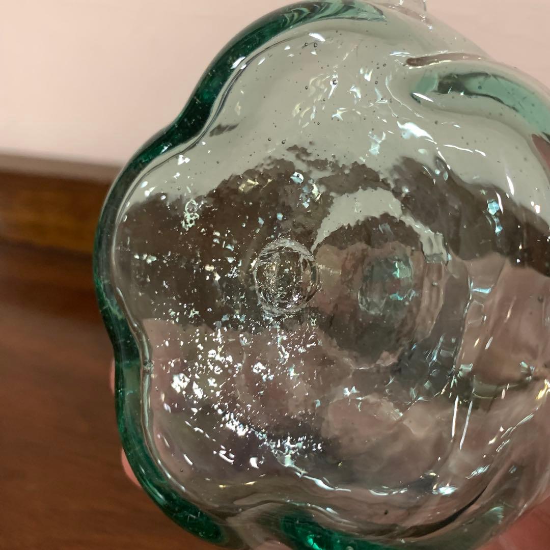 吹きガラス ウランガラス 水滴 水差し ガラス製 ユニーク形状 気泡ガラス