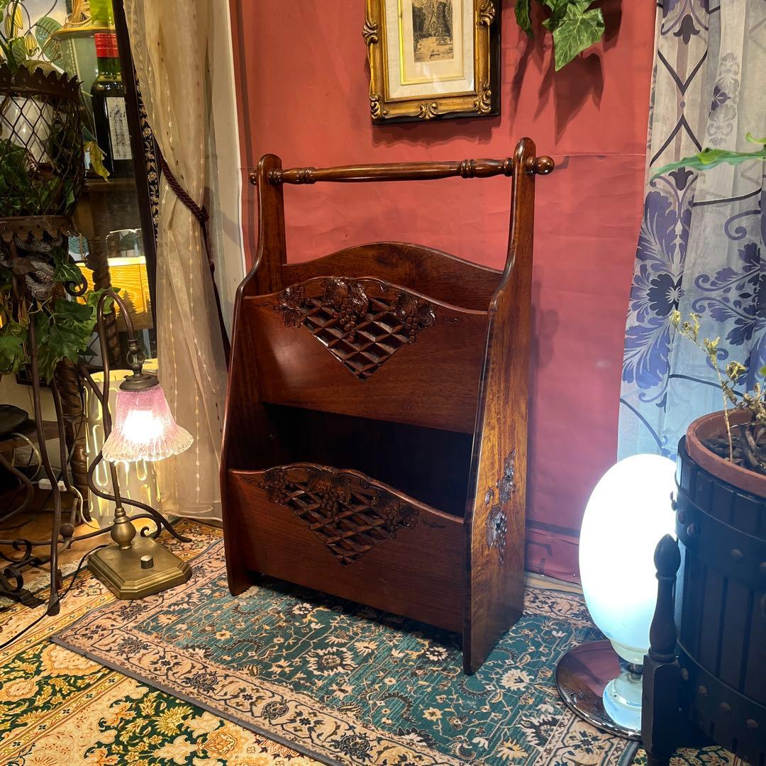 ツンデレ 希少美品　アンティークPT 吉川 葡萄園 カービング２段ラック棚