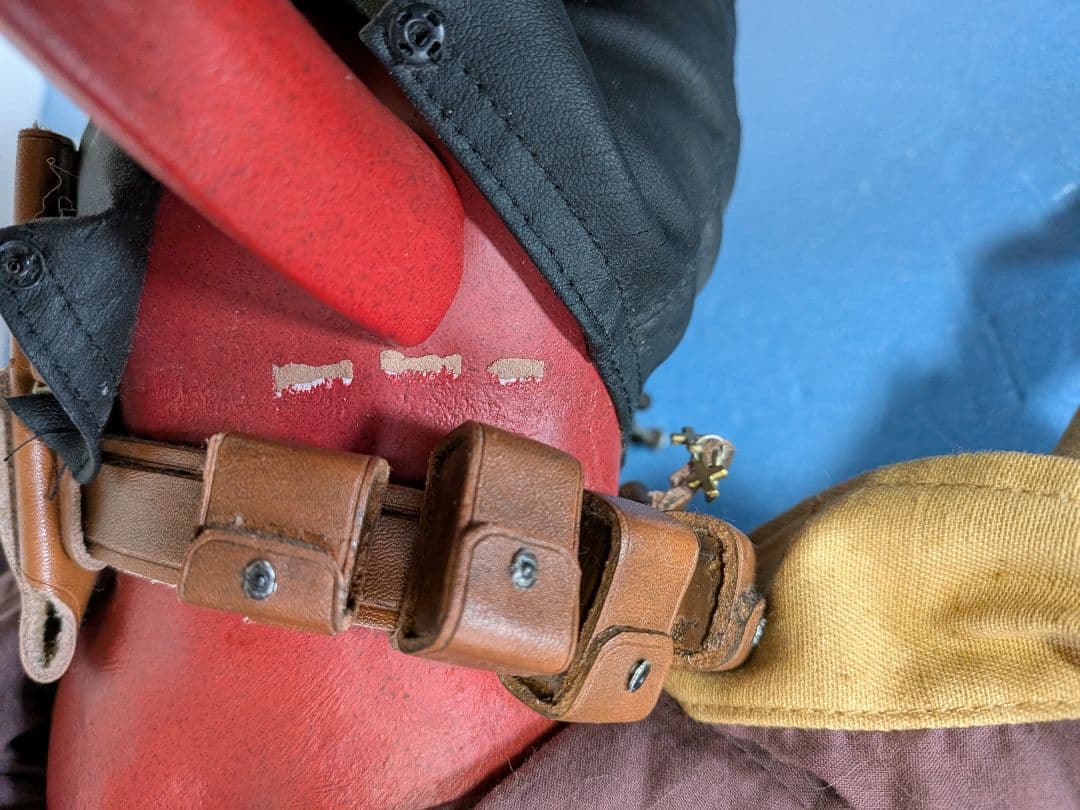 Hellboy フィギュア コート付き