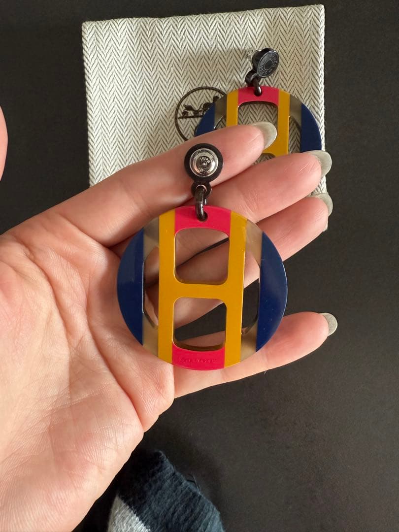 【美品】 エルメスピアス　Hエキップピアス　バッファローホーン