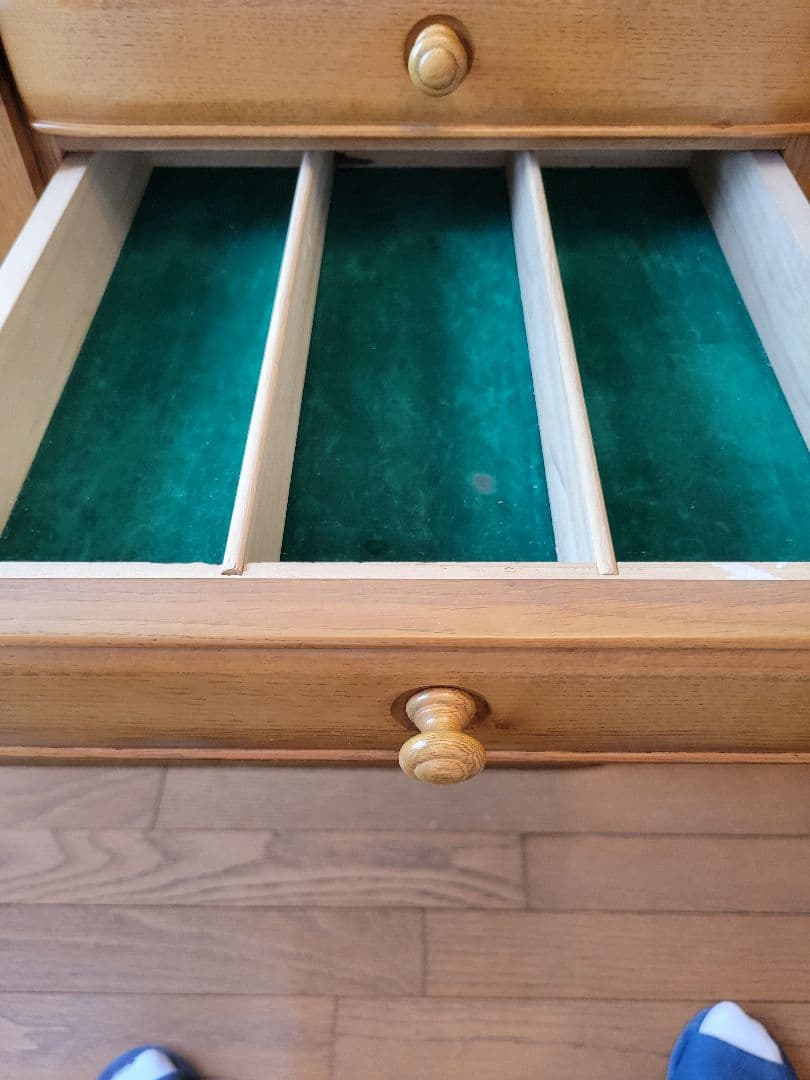 木製チェスト 5つの引き出し付き