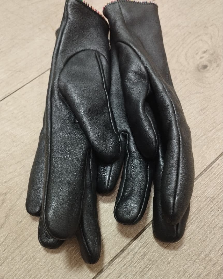 【美品】ポールスミス ラムレザー グローブ 手袋 ブラック　本革