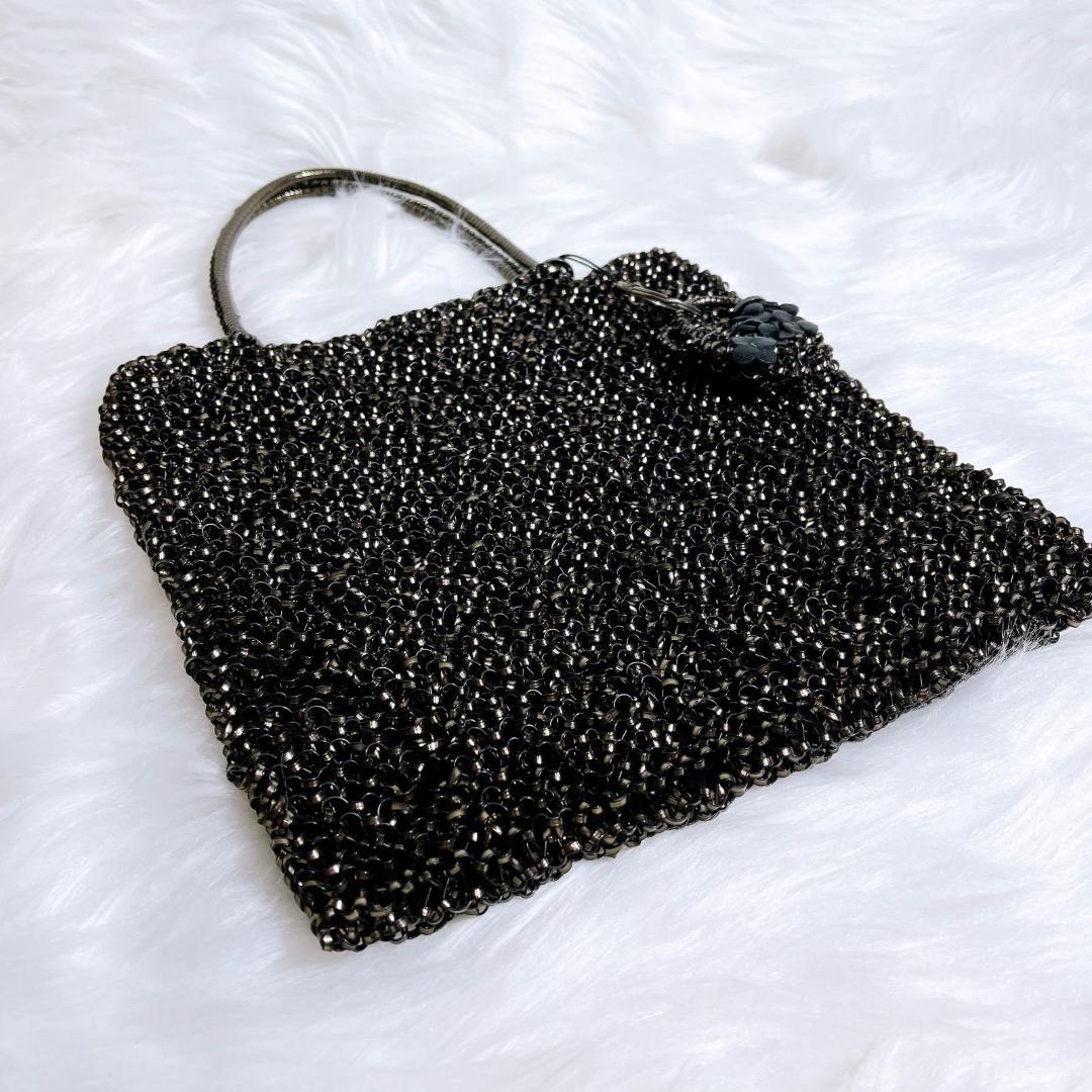 美品　アンテプリマ チャーム付き ワイヤーバッグ スクエア ブラック