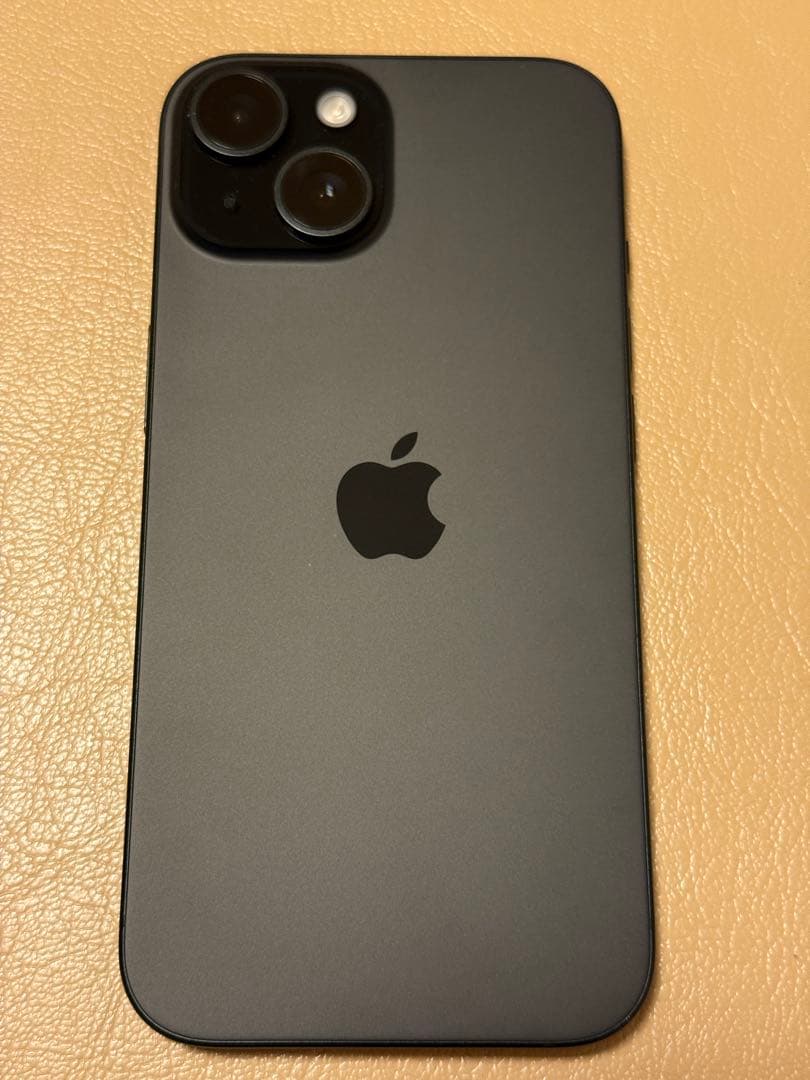 【美品】Apple iPhone15 ブラック128gb SIMフリー